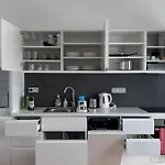 Modern And New Apartment Close To Downtown