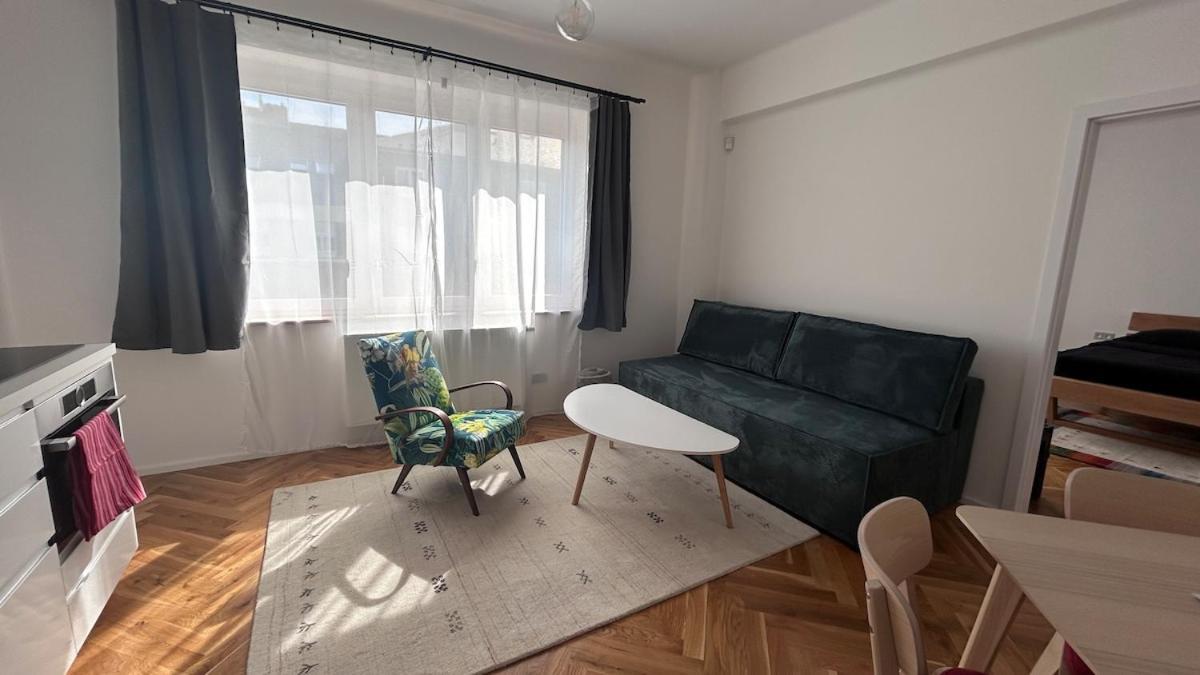 Modern And New Close To Downtown Apartmán