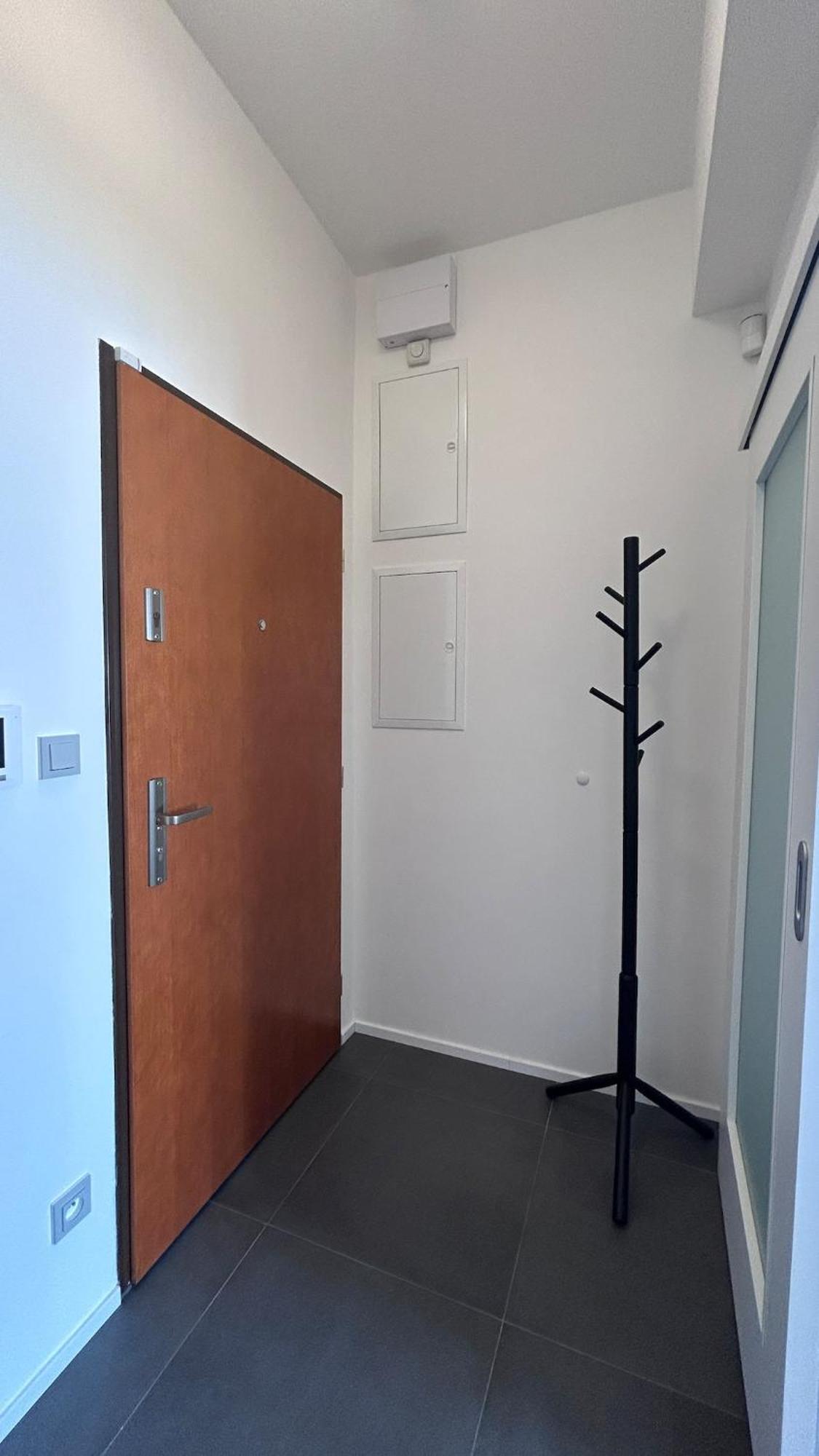Modern And New Close To Downtown *
